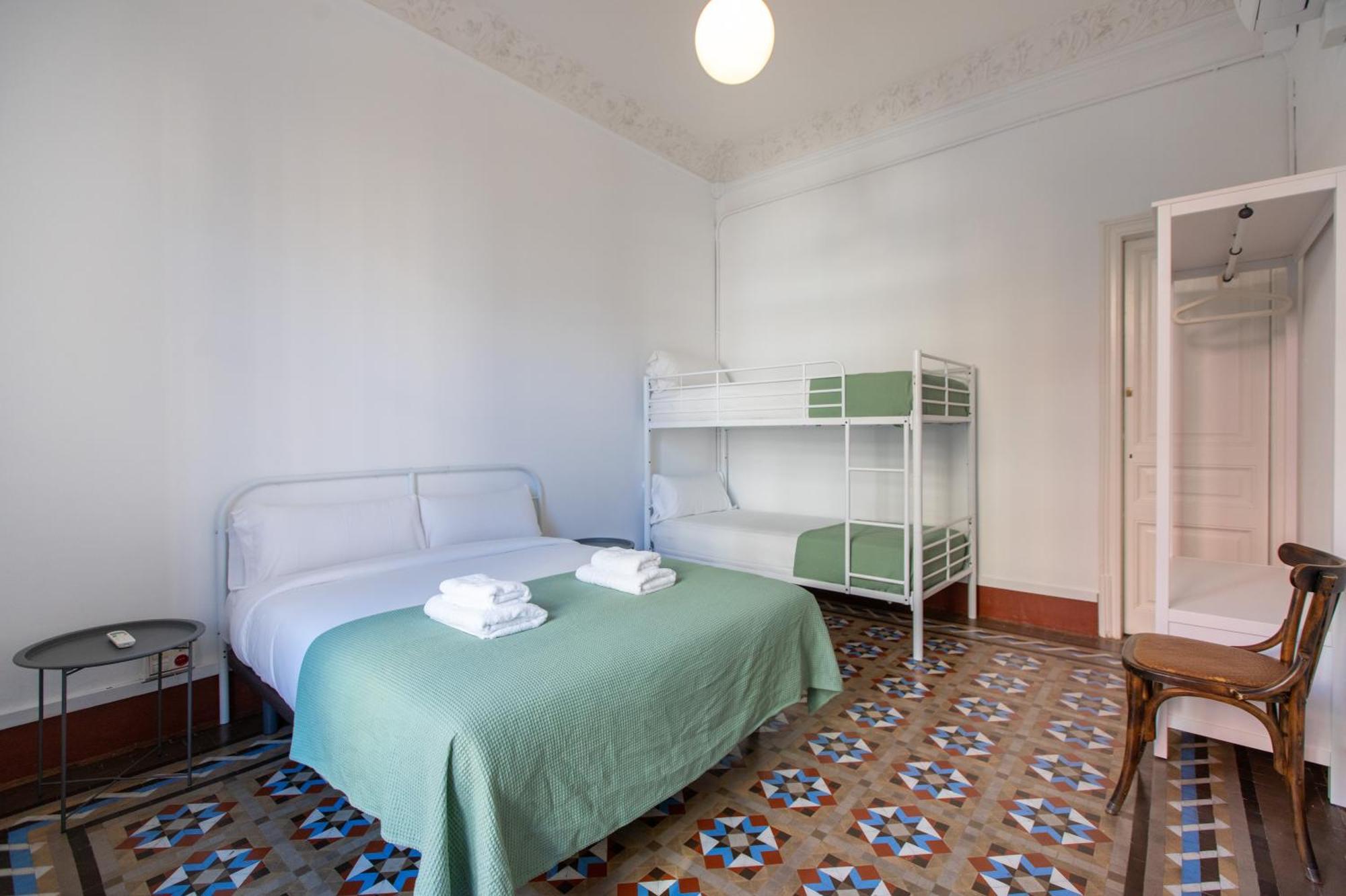 Apartment Bp2 - Big For Groups In Bcn Center Hutb - 77390 Barcelona